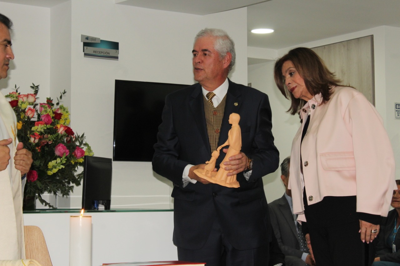 Specialists in Plastic Surgery inaugurated its new headquarters 2